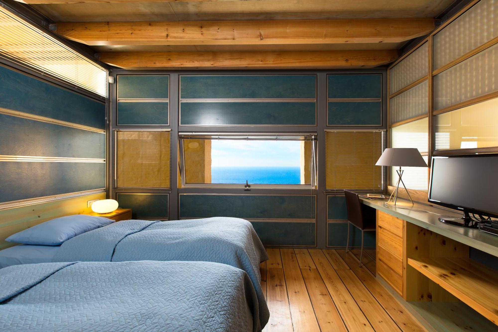 Beachfront Ravdoucha Epavlis Eleni Villa - Pool, Hot Tub, Gym, Sauna, Private Parking, Wifi Chania  Exterior foto