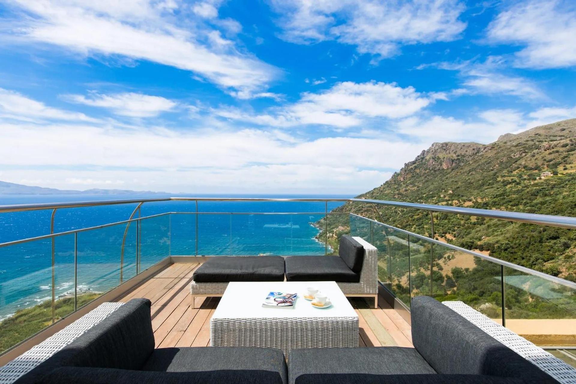 Beachfront Ravdoucha Epavlis Eleni Villa - Pool, Hot Tub, Gym, Sauna, Private Parking, Wifi Chania  Exterior foto
